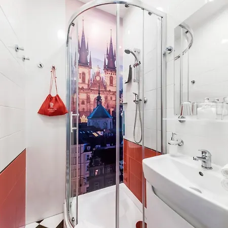 Revelton Apartmanhotel 3*