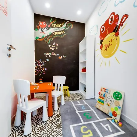Revelton Aparthotel