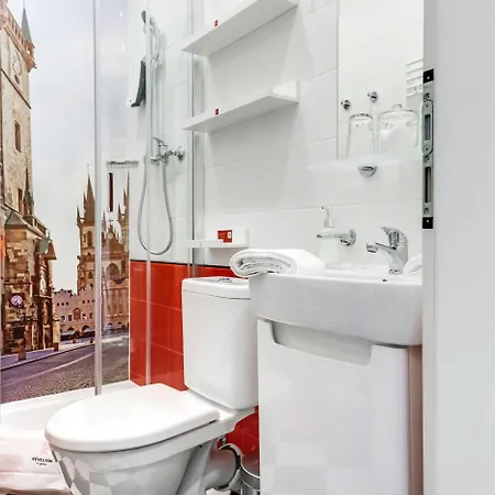 公寓式酒店 Revelton 3*