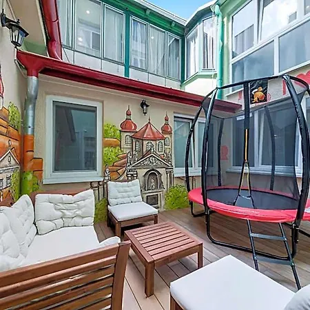 Apartmanhotel Revelton 3*