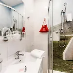 Revelton 3* Prága