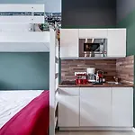 Revelton Apartmanhotel Prága