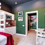 Revelton Prága